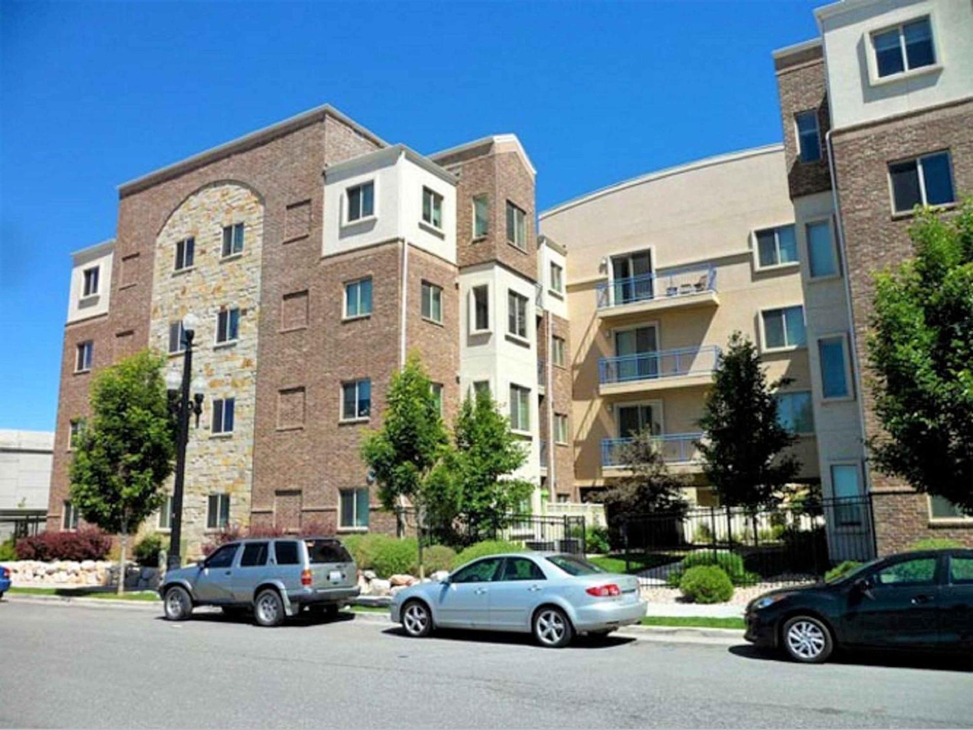 Deluxe Downtown Condo Close To Everything! Salt Lake City Luaran gambar