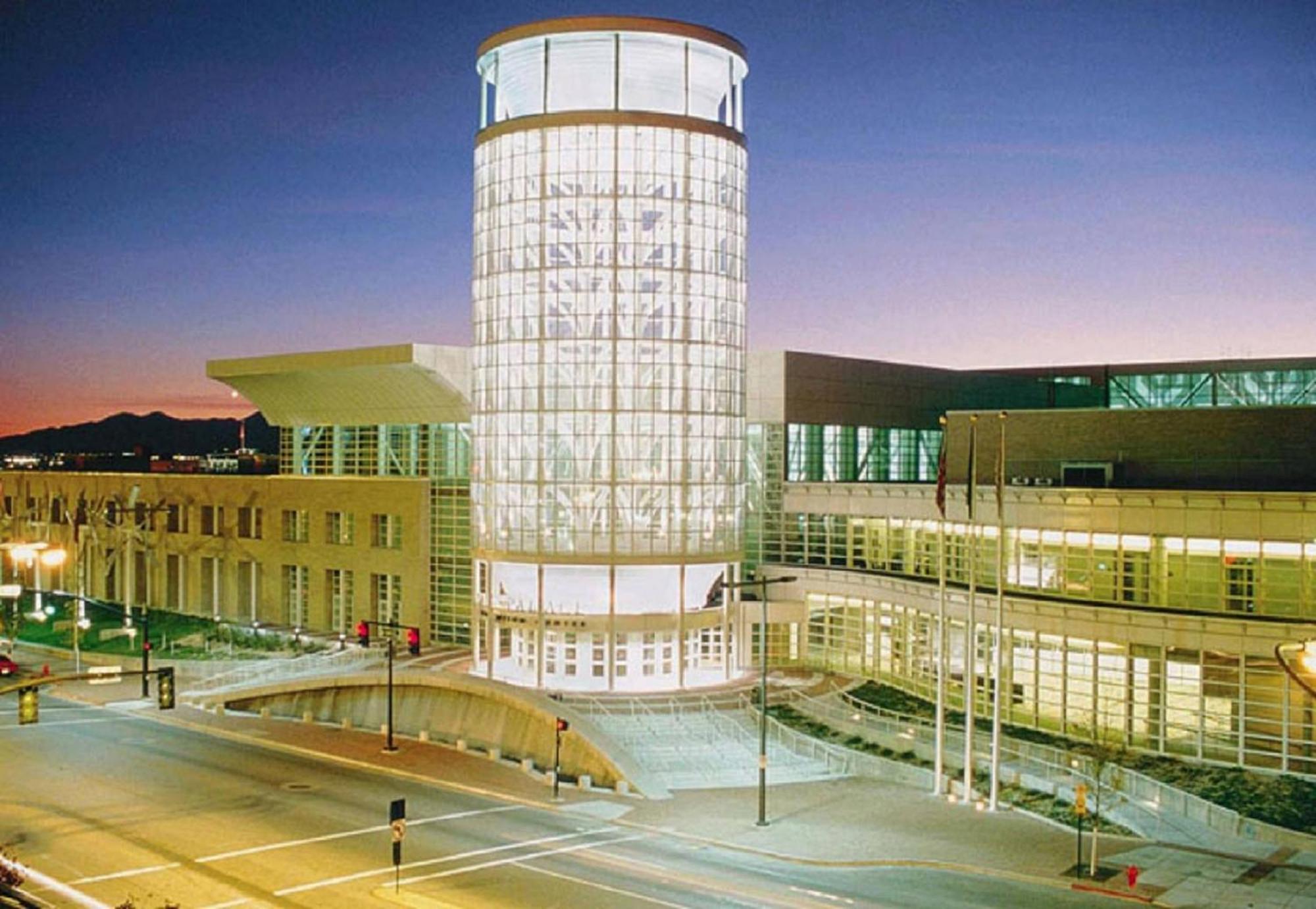 Deluxe Downtown Condo Close To Everything! Salt Lake City Luaran gambar